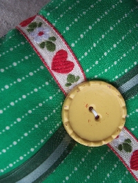 Button Swap International - New & Vintage