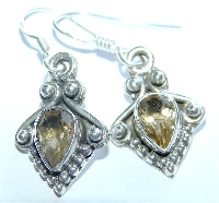 earring swap *21*