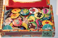 Quik n' EZ Swap--PinBacked Buttons--U.S. Only