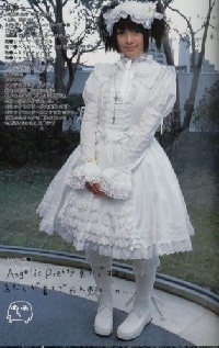 Lolita accessories swap #1