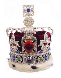 I AM THE QUEEN OF EVERYTHING SELF DOLL