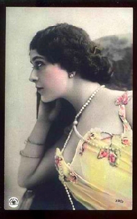 Vintage Lady Photo Swap